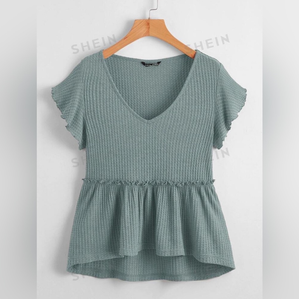 SHEIN LUNE Butterfly Sleeve Waffle Knit Peplum Top in Green